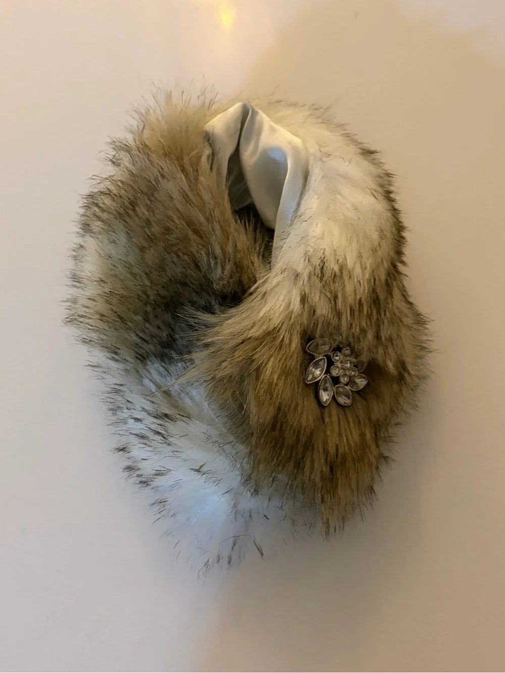 Pottery Barn Faux Fur Wine Collar in Cream and Brown with Brooch